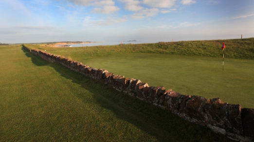 North Berwick by Gary Lisbon